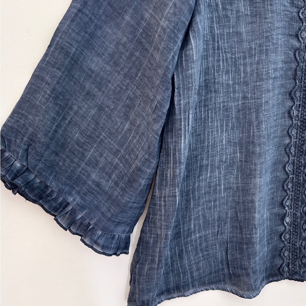 Macllyn Blue Gauze Lace V-Neck Blouse Size L Boho Peasant Top - Picture 4 of 7